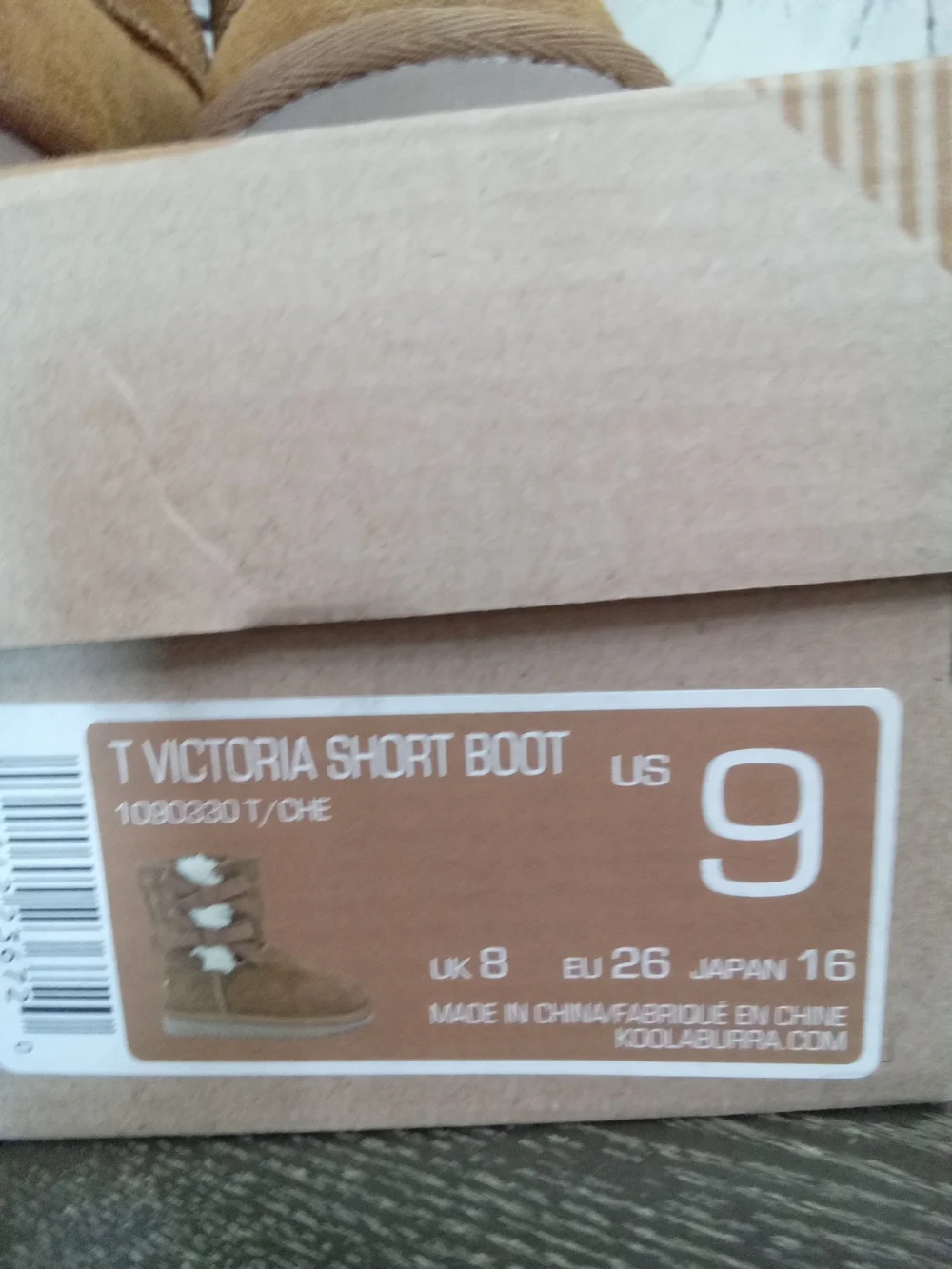 Koolaburra by UGG Victoria Short Boots Kids Size 9 Chestnut